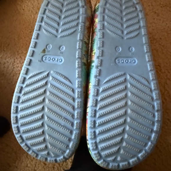 Crocs Disney stitch slipper sandal - Picture 2 of 2